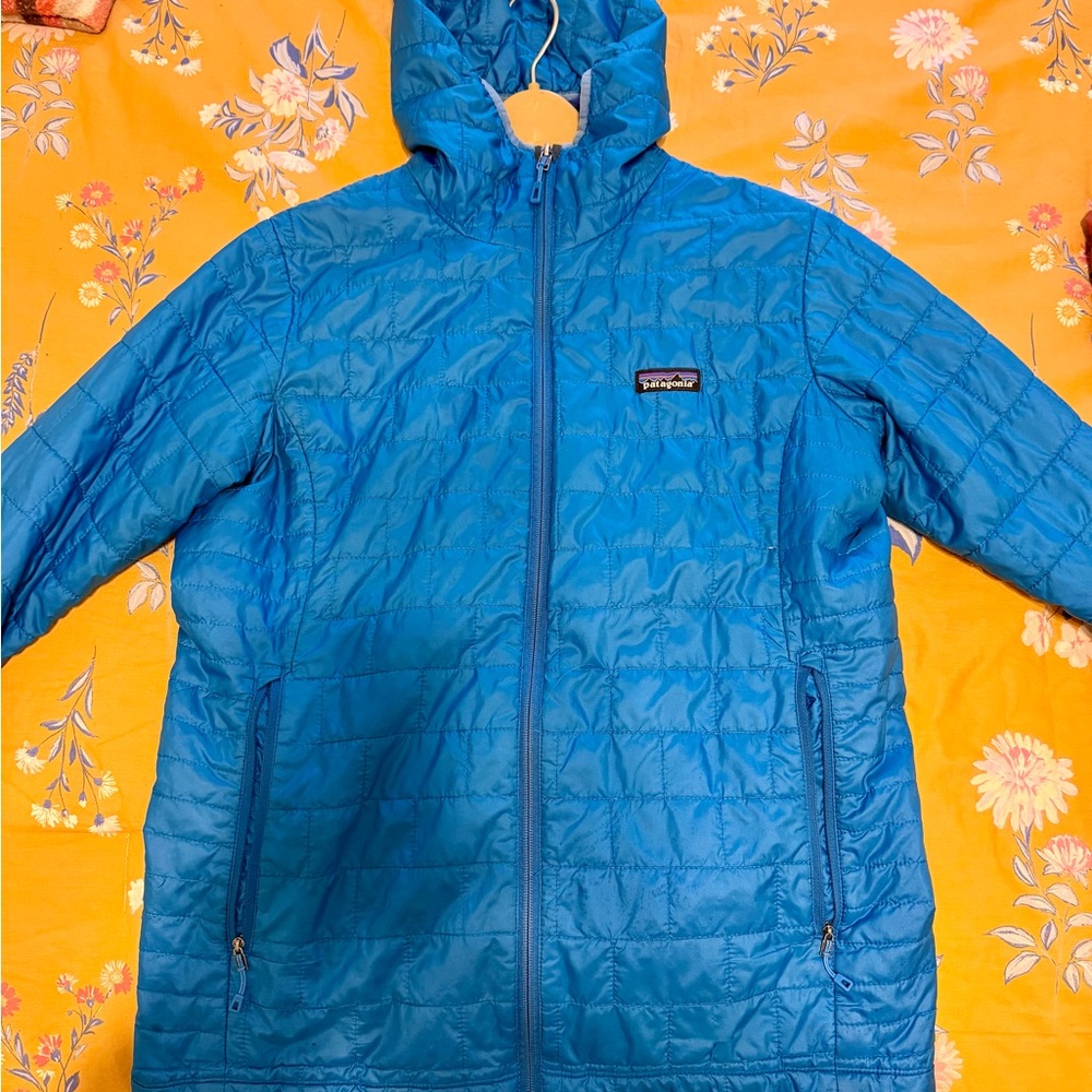 Patagonia Royal Blue Women’s nano puff size XL